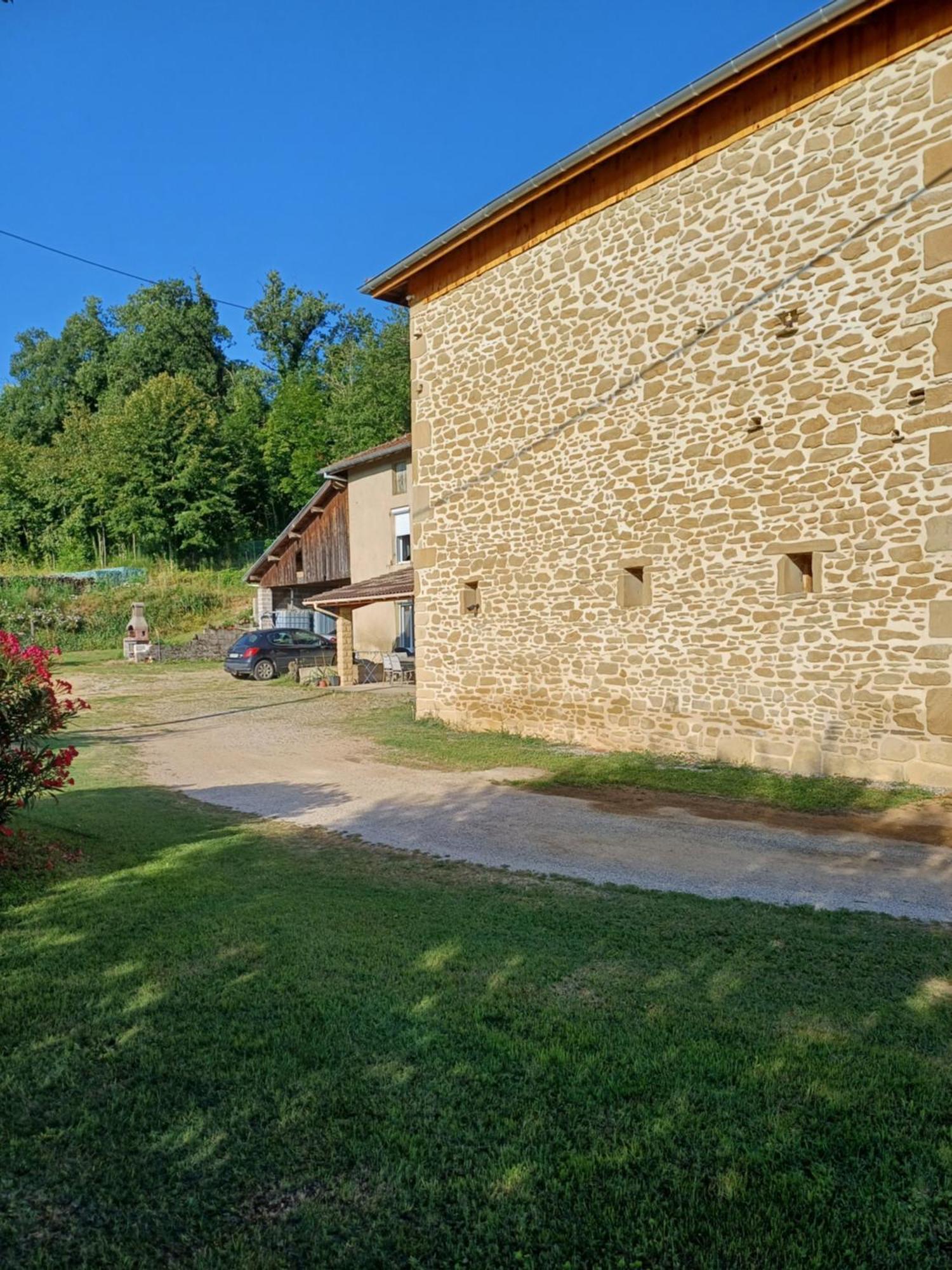 Apartamento Le Pouyet Saint-Lattier Exterior foto